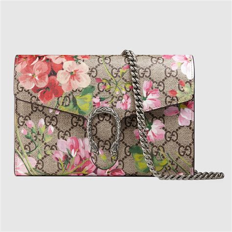 gucci blooms mini chain styling|Dionysus Blooms print mini chain bag .